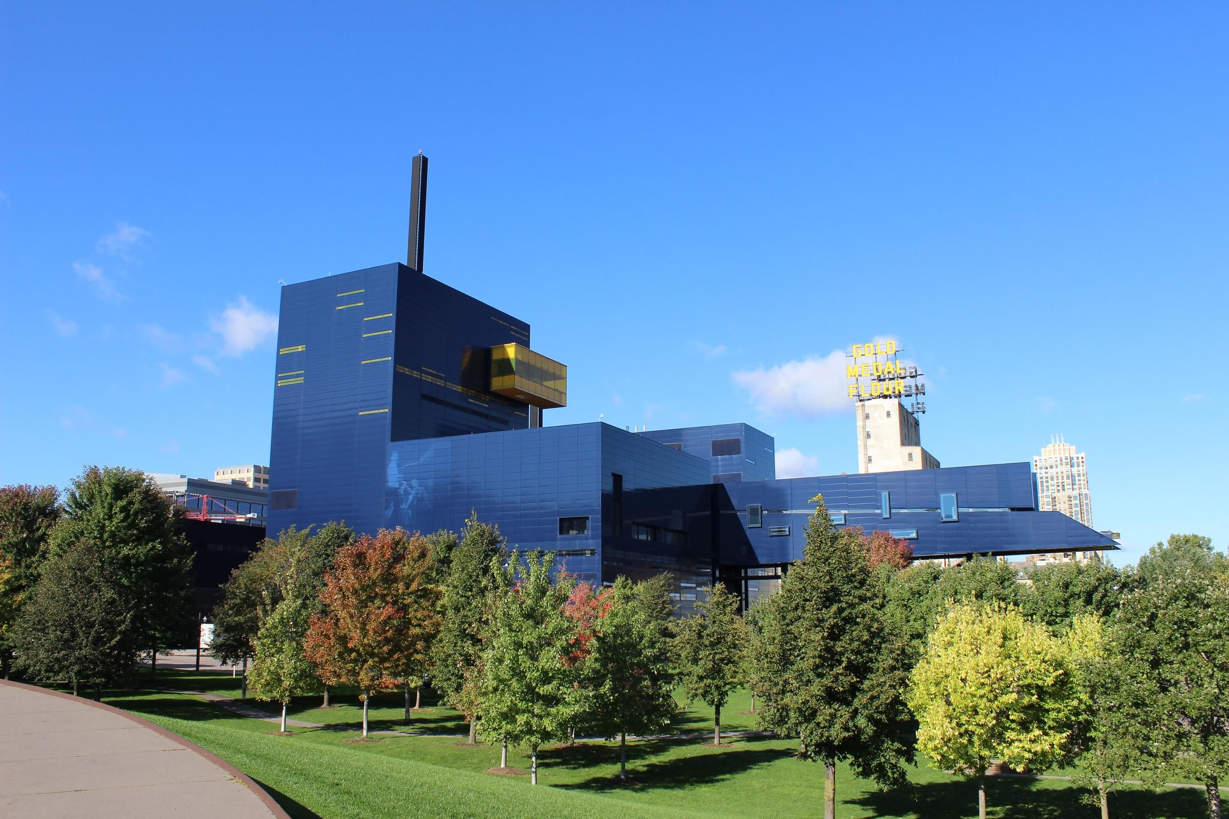 Guthrie Theater exterior view in Minneapolis, MN